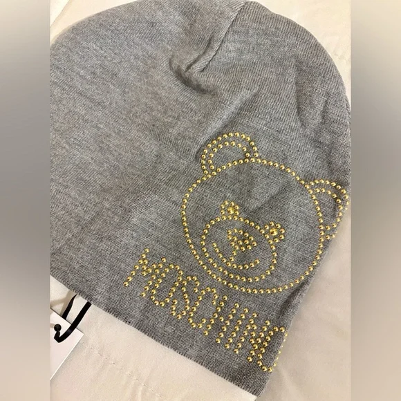 MOSCHINO Teddy Bear Studded 100% Wool Beanie Women display picture 1